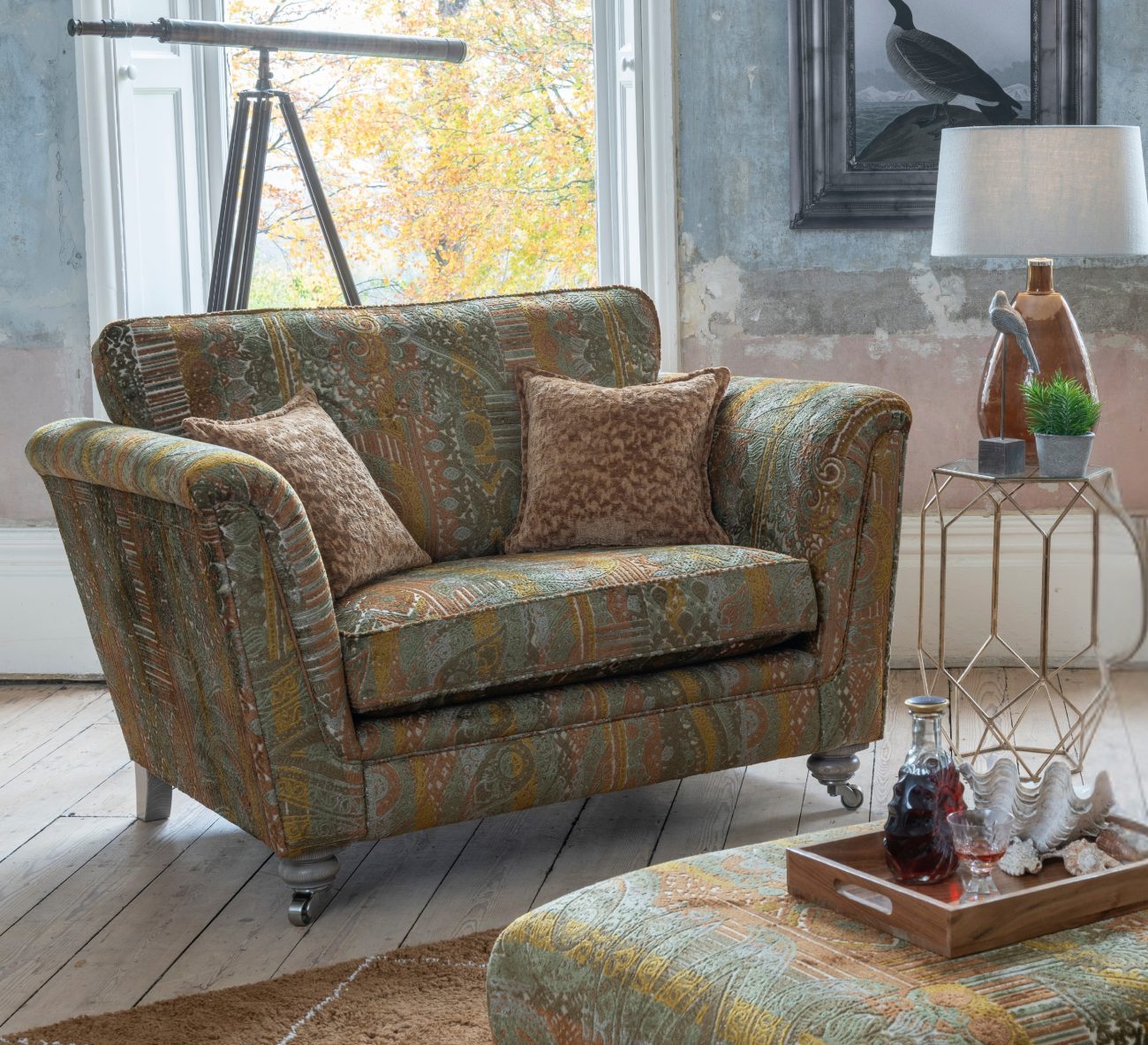 Darwin Snuggler Sofa