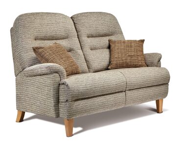 Classic 2-seater Settee