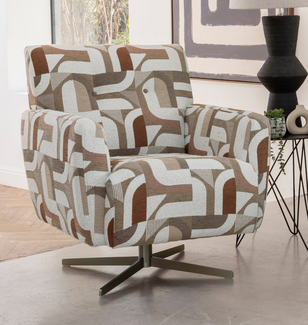 Memphis Swivel Chair