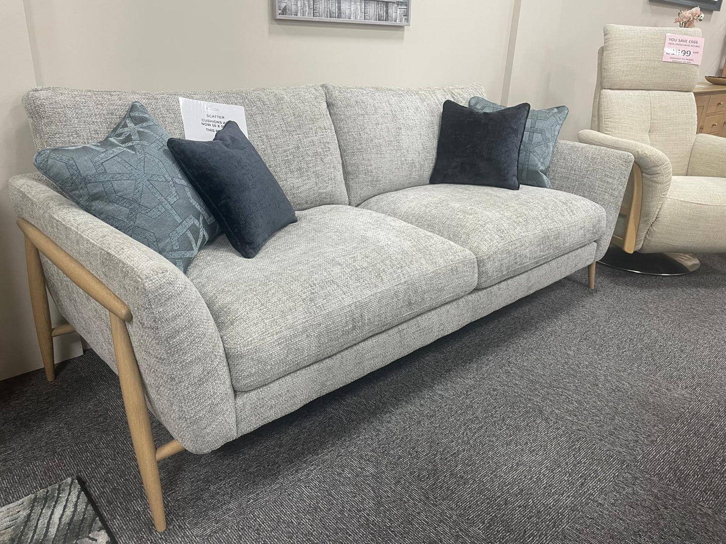 Ex-Dsiplay Ercol Forli Large Sofa