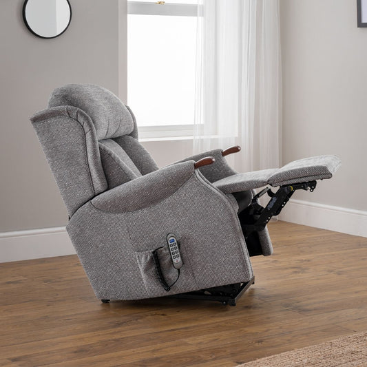 Canterbury Petite Recliner Cloud Zero With Head Rest & Lumber