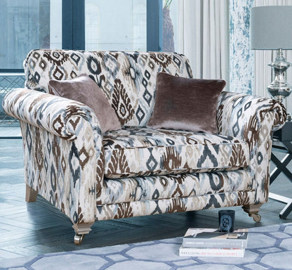 Charlbury Snuggler Sofa