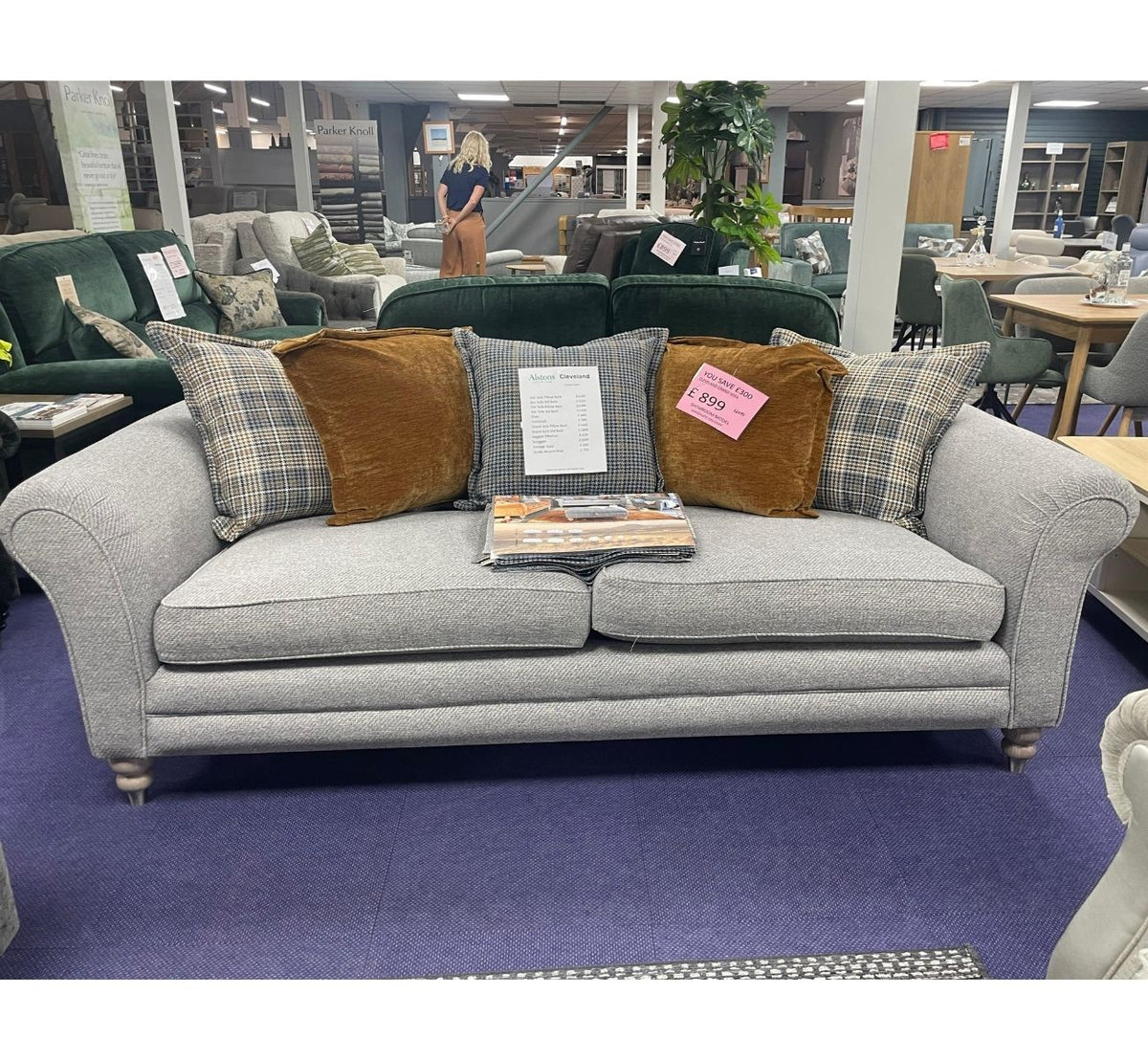 Ex-Display Cleveland Grand Sofa