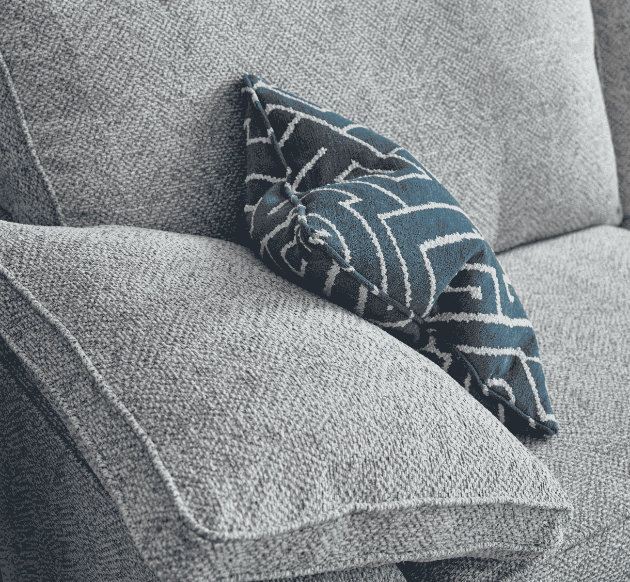 Henrik Cuddler Sofa